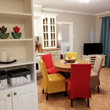 Апартамент С Две Спални В Центъра На Варна/Two Bedroom Apartment In Varna Center Apartmán *